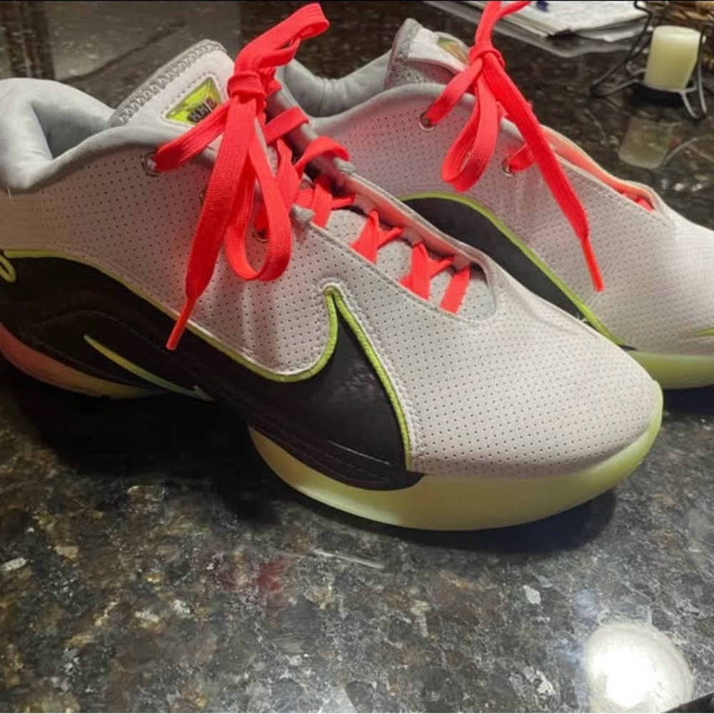 Nike White and Black Shoes with Red Accents